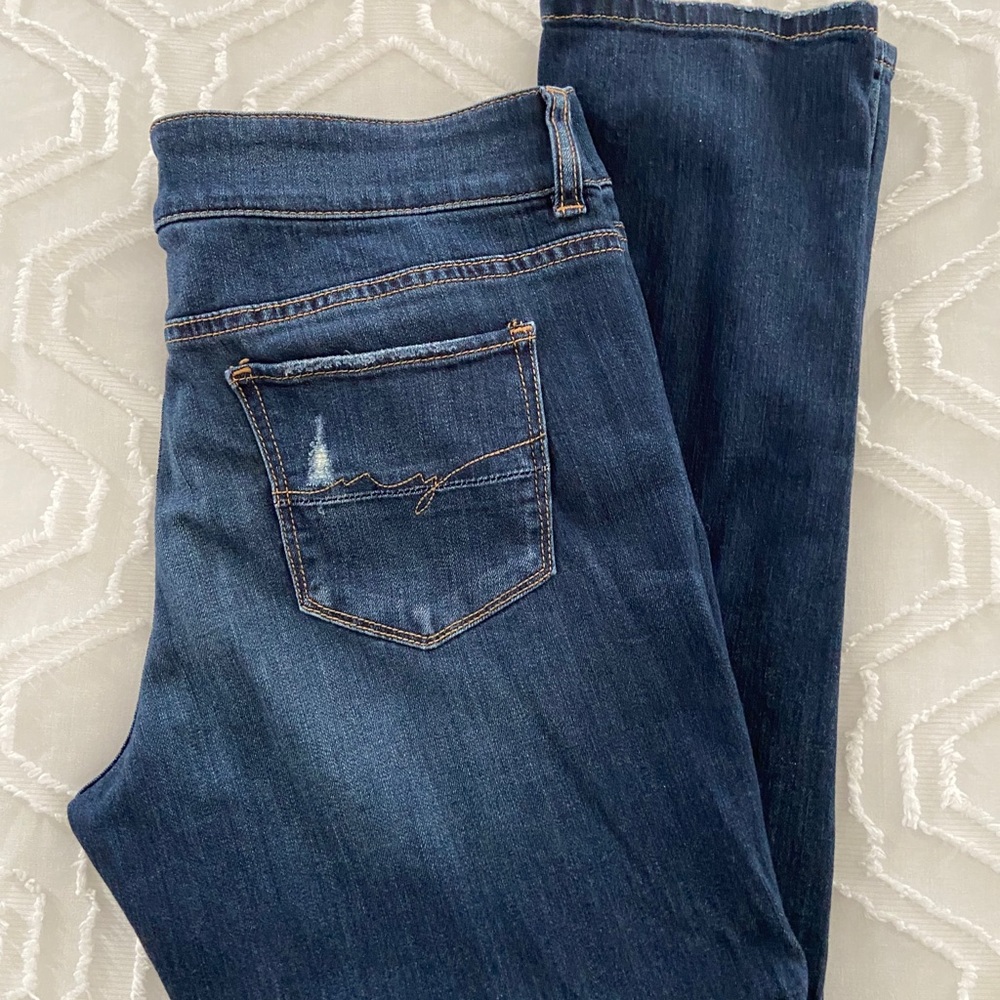New York & Company jeans with stitching